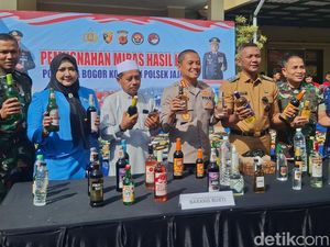 Polresta Bogor Musnahkan 17 Ribu Botol Miras Hasil Operasi Tiga Bulan