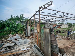 Ratusan Bangunan Liar di Babelan Bakal Dibongkar, Sebagian Bertahan Ratusan Bangunan Liar di Babelan Bakal Dibongkar, Sebagian Bertahan