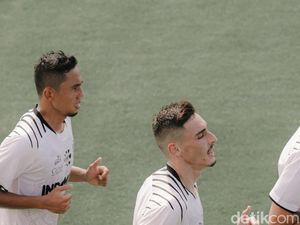 Dilatih Johnny Jansen, Ricky Fajrin Kenang Latihan Era Widodo Cahyono Putro Dilatih Johnny Jansen, Ricky Fajrin Kenang Latihan Era Widodo Cahyono Putro