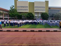 Siswa SMA Labschool Kebayoran Raih Beasiswa Indonesia Maju-Diterima 21 Kampus LN Siswa SMA Labschool Kebayoran Raih Beasiswa Indonesia Maju-Diterima 21 Kampus LN