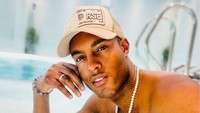 Mr Tinder Dulu Kebanjiran Swipe Kanan, Kini Ketemu Jodoh dari Dunia Nyata