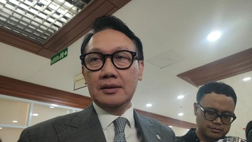 Wamenlu Bicara Peluang RI Bangun Pabrik di AS Buntut Tarif Trump 32%