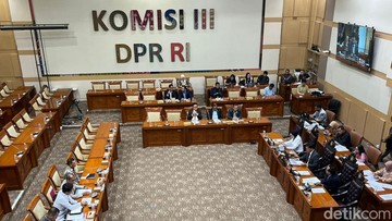 Komisi III DPR Bentuk Panja Bahas RUU KUHAP, Habiburokhman Jadi Ketua