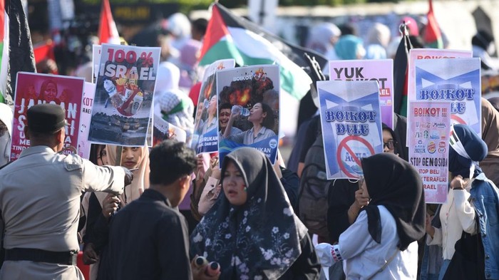 Boikot Produk, Ampuhkah Melumpuhkan Ekonomi Israel?