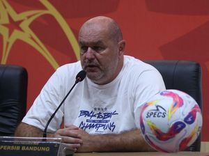 Bojan Hodak Pikir-pikir Rekrut Pemain Baru Lagi Bojan Hodak Pikir-pikir Rekrut Pemain Baru Lagi