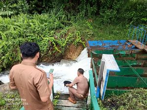 Sungai Malinau Tercemar Limbah Tambang, Ketua Adat Ingatkan Hukum Rimba Sungai Malinau Tercemar Limbah Tambang, Ketua Adat Ingatkan Hukum Rimba