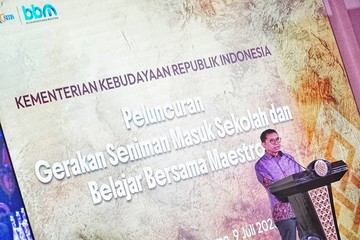 Kemenbud Luncurkan Gerakan Seniman Masuk Sekolah-Belajar Bersama Maestro
