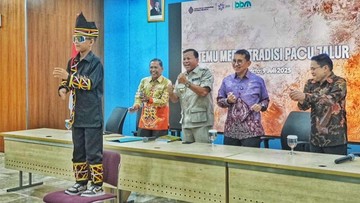 Kemenbud Dorong Tradisi Pacu Jalur Semakin Tersohor di Dunia