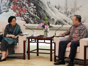 Megawati Bertemu Menteri Liu di Beijing, Dapat Buku-Pesan dari Xi Jinping Megawati Bertemu Menteri Liu di Beijing, Dapat Buku-Pesan dari Xi Jinping