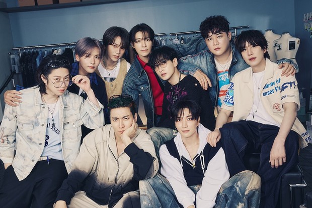 Potret Super Junior dalam foto konsep lagu 'Express Mode'