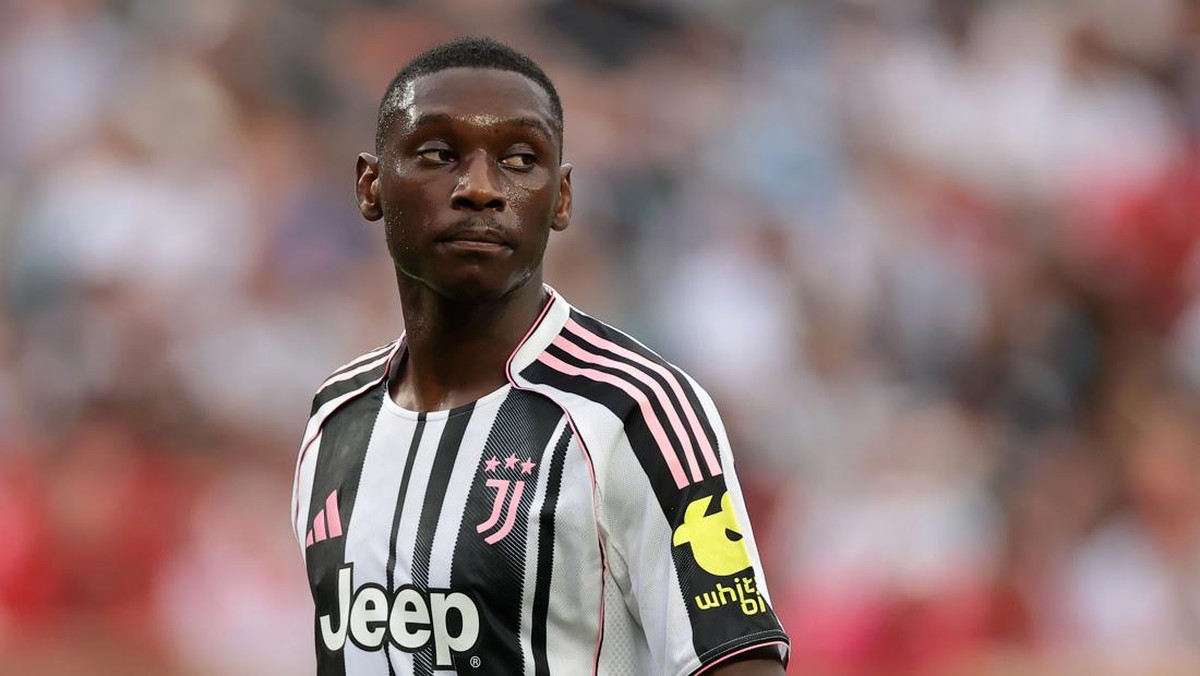 Kolo Muani musim lalu memperkuat Juventus. Foto: Getty Images/Jonathan Moscrop