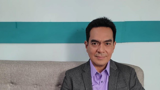 Gosip Terkini Selebriti Insertlive : Dulu Dikenal Bad Boy, Kini Reynold Surbakti Rajin Bimbing Rohani
