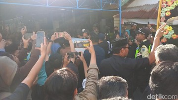 Jenazah Diplomat Muda Kemlu Tiba di Rumah Duka di Bantul
