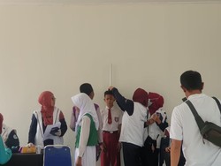 Kesan Pertama Siswa Sekolah Rakyat, Senang Bercampur Sedih Karena Hal Ini