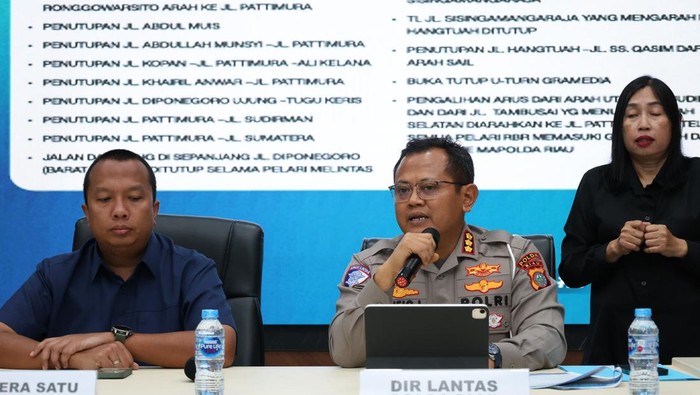 Dirlantas Polda Riau Komisaris Besar Taufiq Lukman (kanan) (dok. Polda Riau) Dirlantas Polda Riau Komisaris Besar Taufiq Lukman (kanan) (dok. Polda Riau)
