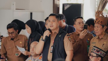 Gubernur Kalteng Tinjau Langsung Penggunaan Perangkat Digital Pembelajaran