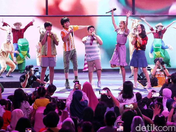 Geng Jumbo Meriahkan Libur Sekolah di Trans Studio Cibubur