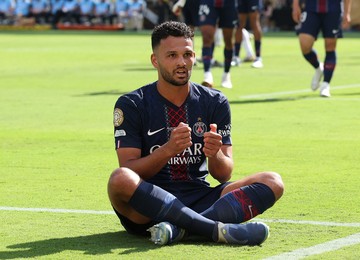 PSG Cuan Jualan Striker
