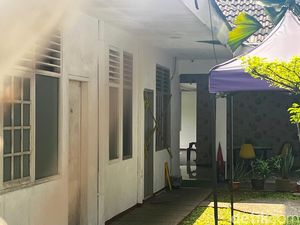 CCTV Terbaru di Misteri Kematian Diplomat Muda Kemlu: Ada Pria Mondar-mandir CCTV Terbaru di Misteri Kematian Diplomat Muda Kemlu: Ada Pria Mondar-mandir