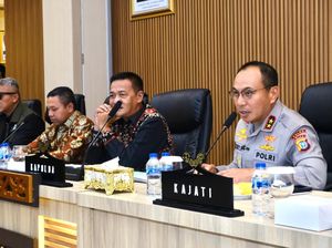 Di Depan BAM DPR, Kapolda Riau Sampaikan Keadilan untuk Gajah Tesso Nilo Di Depan BAM DPR, Kapolda Riau Sampaikan Keadilan untuk Gajah Tesso Nilo