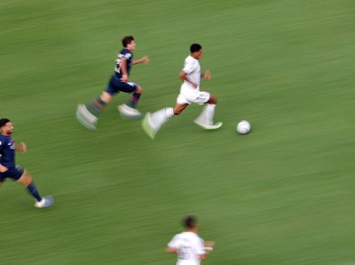 Soccer Football - FIFA Club World Cup - Semi Final - Paris St Germain v Real Madrid - MetLife Stadium, East Rutherford, New Jersey, U.S. - July 9, 2025 Real Madrid's Jude Bellingham in action REUTERS/Hannah Mckay     TPX IMAGES OF THE DAY
