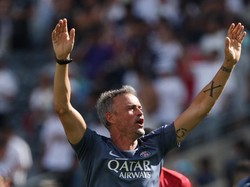 Pelatih PSG Luis Enrique memuji rekan setimnya: “Ini adalah musim yang luar biasa dan performa sempurna melawan Real Madrid,” katanya usai laga. (REUTERS/Mike Segar)  