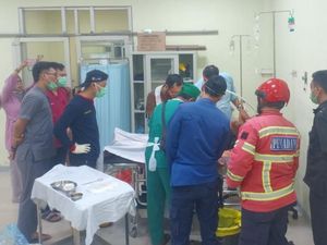 Damkar-Dokter di Ciamis Evakuasi 4 Cincin Nyangkut di Kelamin Dudung Damkar-Dokter di Ciamis Evakuasi 4 Cincin Nyangkut di Kelamin Dudung