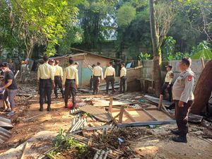 Lahan Kosong BRIN di Tangsel Jadi Tempat Prostitusi, Bangunan Liar Dibongkar