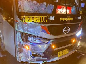 Pelajaran dari Kecelakaan Bus Sugeng Rahayu Gagal Nyalip Berujung Hantam Pemotor Pelajaran dari Kecelakaan Bus Sugeng Rahayu Gagal Nyalip Berujung Hantam Pemotor