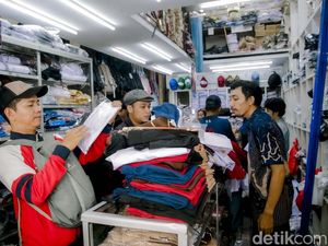 Video: Perhatikan Hal Ini Sebelum Beli Seragam Sekolah Anak Video: Perhatikan Hal Ini Sebelum Beli Seragam Sekolah Anak