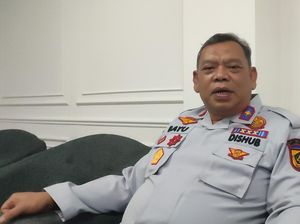 Lampu Merah di Turunan Simpang Flyover Cibinong Disorot, Ini Kata Dishub Lampu Merah di Turunan Simpang Flyover Cibinong Disorot, Ini Kata Dishub
