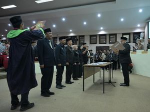 Kepala Dinas Damkarmat Makassar Hasanuddin Dimutasi Jadi Kepala Satpol PP Kepala Dinas Damkarmat Makassar Hasanuddin Dimutasi Jadi Kepala Satpol PP