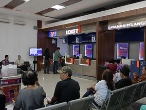 Tiket Kereta Api Kini Bisa Dibeli 10 Menit Sebelum Keberangkatan Tiket Kereta Api Kini Bisa Dibeli 10 Menit Sebelum Keberangkatan