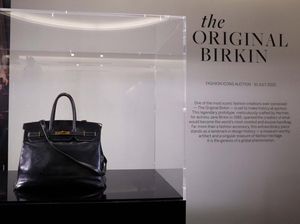 Tas Hermes Birkin Pertama Pecahkan Rekor Lelang Dunia, Ini Sosok Pembelinya Tas Hermes Birkin Pertama Pecahkan Rekor Lelang Dunia, Ini Sosok Pembelinya
