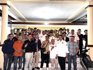 Ketum IKM Andre Rosiade Siap Renovasi Asrama Mahasiswa Minang di Jogja Ketum IKM Andre Rosiade Siap Renovasi Asrama Mahasiswa Minang di Jogja
