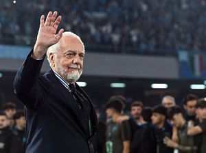 Presiden Napoli: Kami Bakal Beli Banyak Pemain Presiden Napoli: Kami Bakal Beli Banyak Pemain