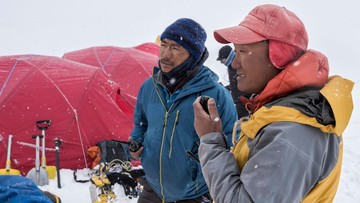 Belajar Cara Aman Mendaki dari Sherpa di Himalaya