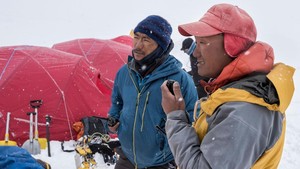 Belajar Cara Aman Mendaki dari Sherpa di Himalaya