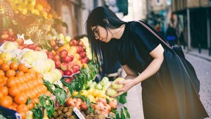 Tega! Pria Ini Tinju Istrinya hanya karena Tak Izin Beli Sayur ke Pasar