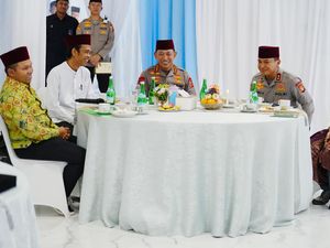 Cerita UAS Bersahabat dengan Condro Kirono-Irjen Herry, Kini dengan Jenderal Sigit Cerita UAS Bersahabat dengan Condro Kirono-Irjen Herry, Kini dengan Jenderal Sigit
