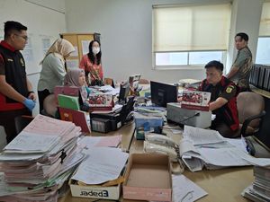 Kejati Sumsel Geledah 4 Lokasi Terkait Dugaan Korupsi Kredit Bank Rp 1,3 T