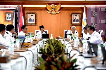 Ingatkan soal Pengadaan Barang-Jasa Sekolah Rakyat, Mensos: Jangan Main-main