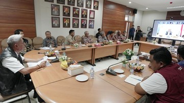 Wamensos ke Guru Sekolah Rakyat: Harus Jadi Sosok Pengajar dan Orang Tua