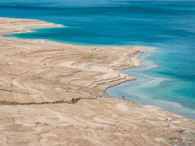 Potret Titik Terendah di Bumi yang Disebut dalam Al-Quran