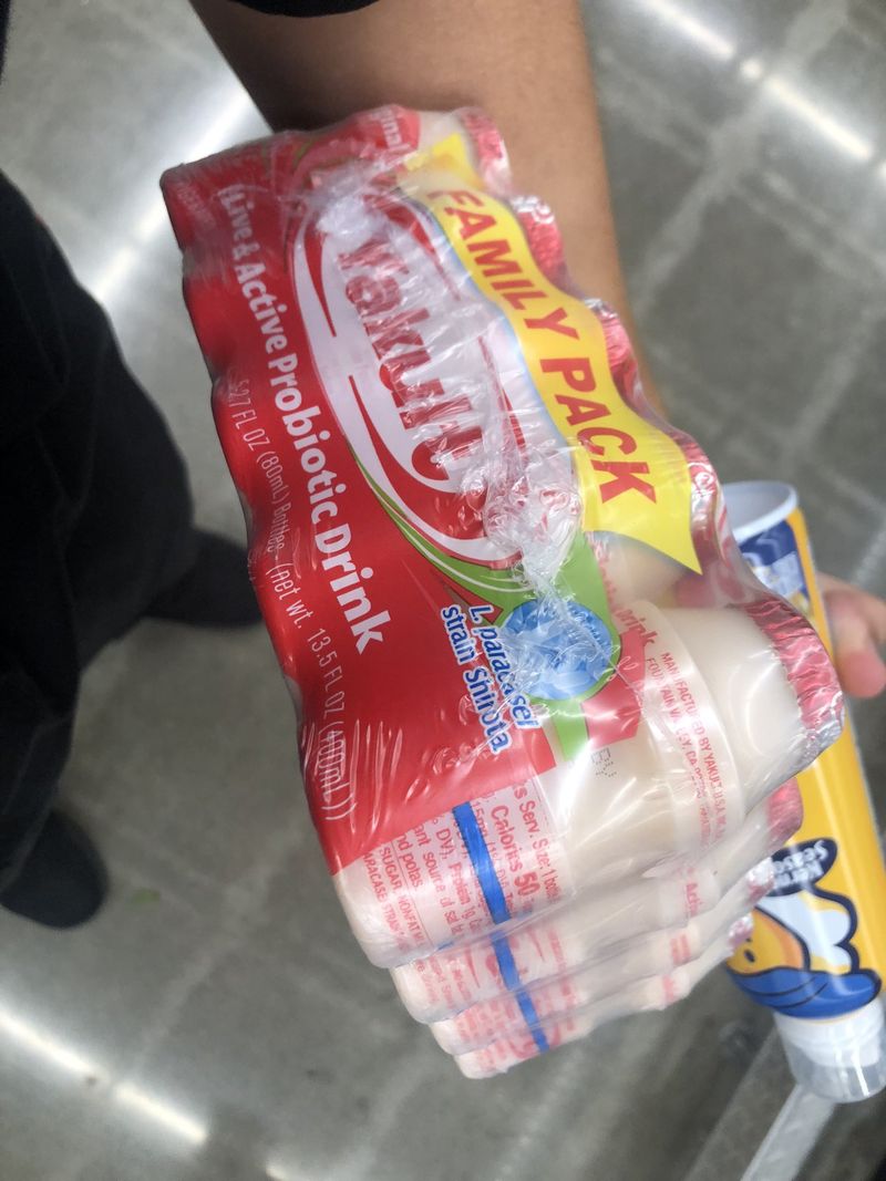 Netizen Asia Kompak Puji Minuman Yakult yang Eksis Sejak 1935