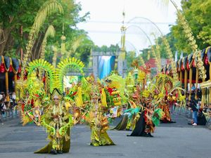 Banyuwangi Ethno Carnival 2025 Dimulai, Jadi Simpul Budaya dan Spiritual Banyuwangi Ethno Carnival 2025 Dimulai, Jadi Simpul Budaya dan Spiritual