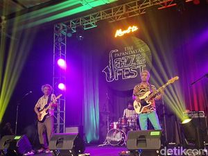 Aksi Memukau Savana Funk Hangatkan Bandung Aksi Memukau Savana Funk Hangatkan Bandung
