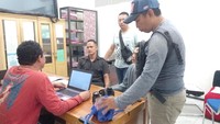 Dua Pencuri Sasar Rumah Korban Banjir di Mataram Ditangkap!
