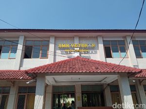Wajah Muram SMK Swasta di Kota Cirebon Sambut Tahun Ajaran Baru Wajah Muram SMK Swasta di Kota Cirebon Sambut Tahun Ajaran Baru