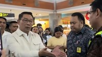 Ridwan Kamil Protes Gara-gara Pesawat Delay 10 Jam, Begini Kronologinya